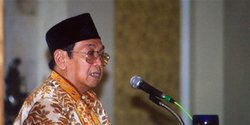 Cerita di Balik Gus Dur Pecat SBY dan JK