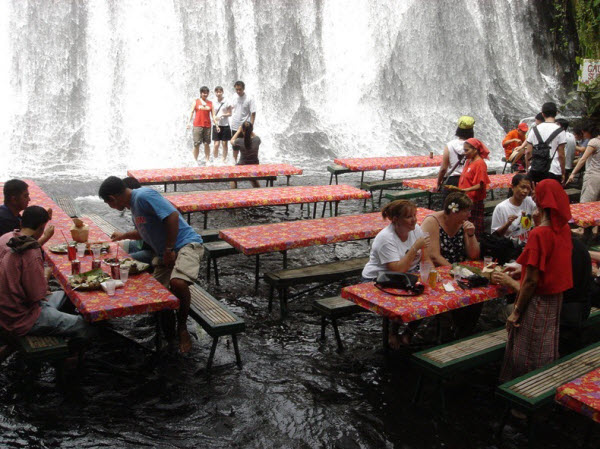 bawah air terjun