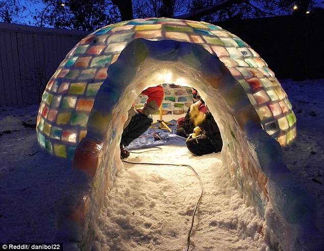 igloo pelangi 1