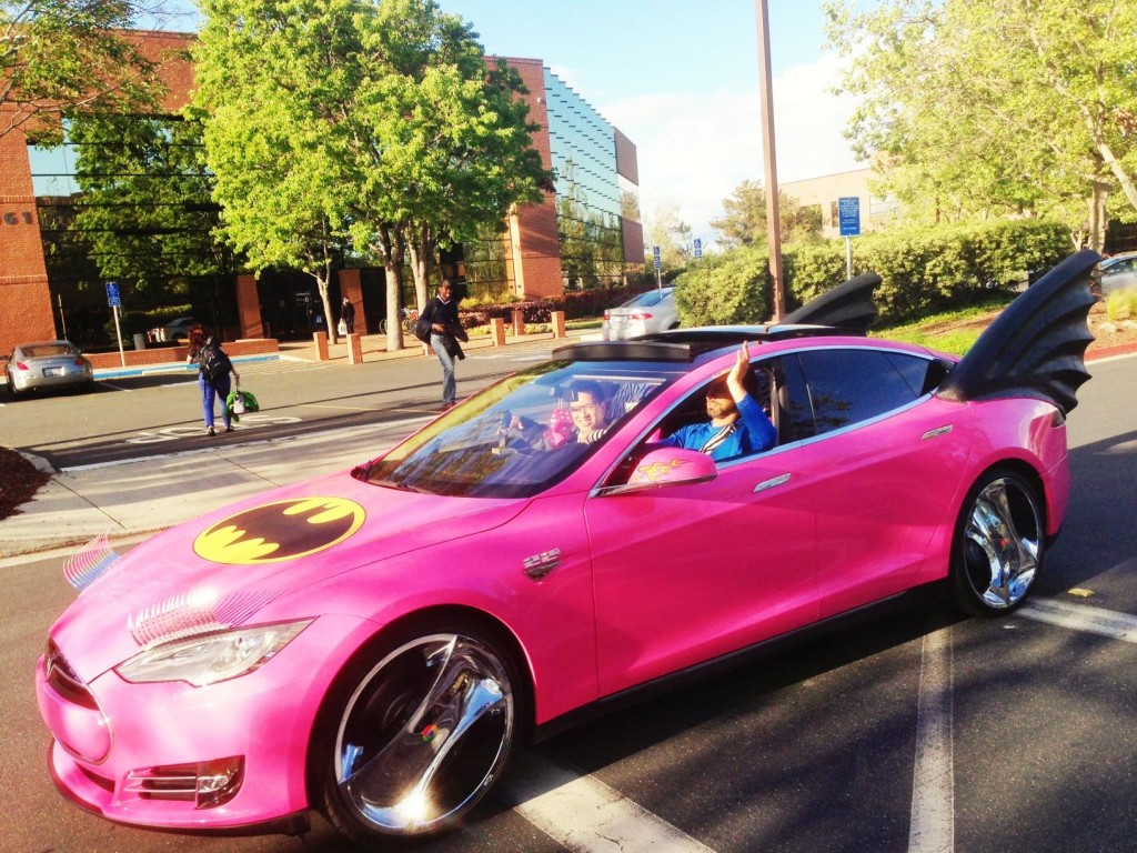 Bos Google Punya Mobil Batman Berwarna Pink Merdekacom