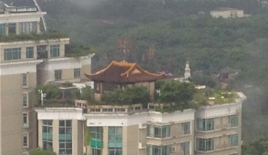atap apartemen