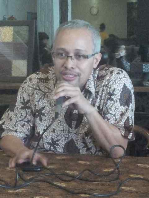 001 yoga tri priyanto?20130910031647