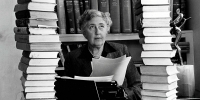 002 tantri setyorini