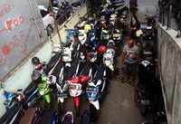 di stasiun tebet