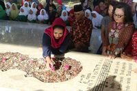 ziarah ke makam wr supratman