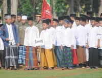 santri di pondok pesantren al amanah al gontory
