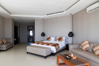 biru di villa maiara bali