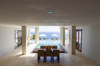 biru di villa maiara bali