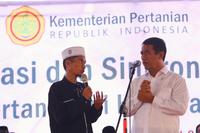 andi amran sulaiman saat launching santri tani milenial di tasikmalaya