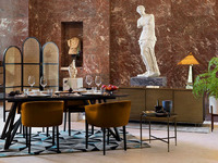 eksklusif di museum louvre
