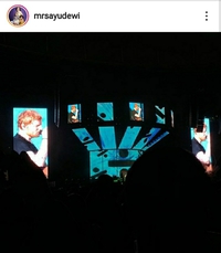 dan regi datau nonton konser ed sheeran