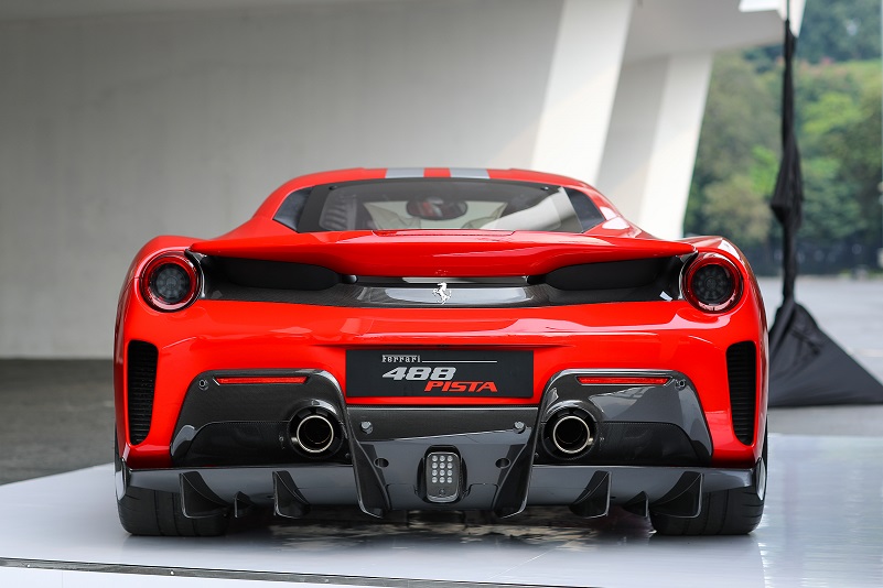 Lebih Dari Rp 7 Miliar Ferrari 488 Pista Goda Penggemar