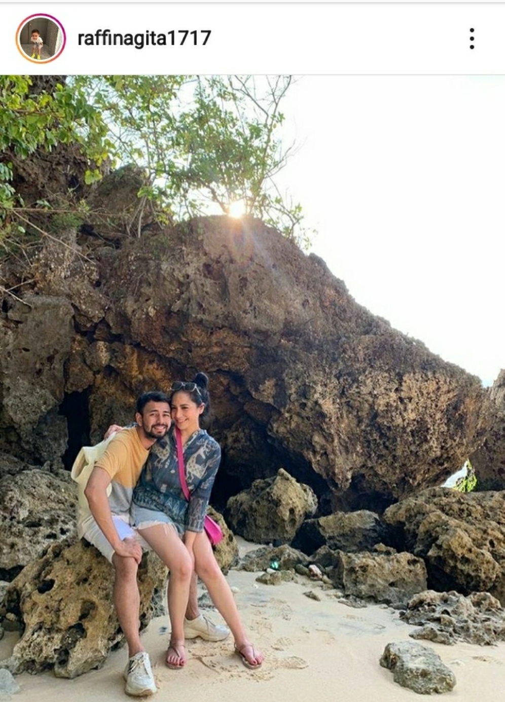 Unggah Foto Romantis di Bali, Raffi Ahmad dan Nagita Bikin Baper Warganet - merdeka.com