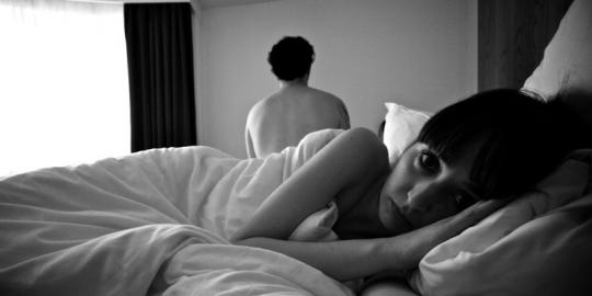 3 Larangan bagi wanita di atas ranjang
