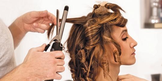 12 Rahasia di balik keramahan penata rambut