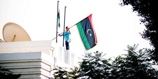 Qaddafi sembunyikan senjata di seluruh dunia