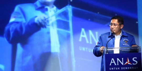  Ditanya kasus hukum, Anas pekikkan 