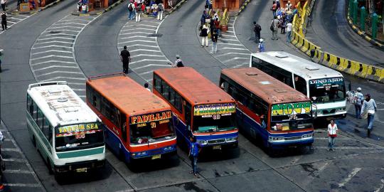 4.900 Metromini di Jakarta bodong