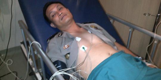 Dipukul demonstran, jantung Kapolsek Senen bengkak