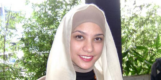 Rachel Maryam ambil formulir calon Gubernur Jabar Jumat ...