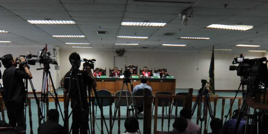 Siang ini, sidang Bella kembali digelar
