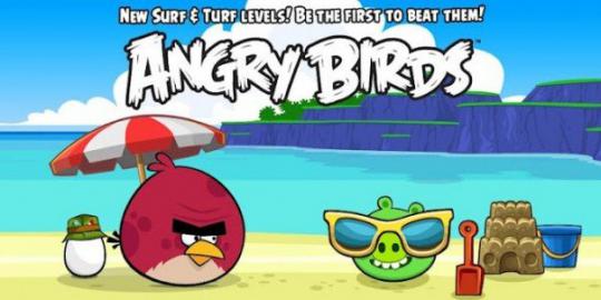 Setelah dari angkasa luar, kini Angry Birds berperang di pantai