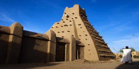 Timbuktu, kota kuno dengan masjid pasir yang megah