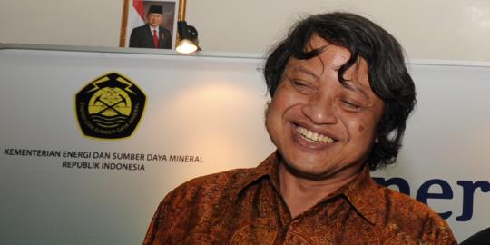 Jenazah Wamen tiba di Halim pukul 22.00 WIB