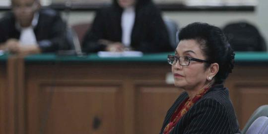 Siti Fadilah menjadi saksi di sidang kasus Alkes