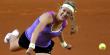 Stuttgart WTA: Wozniacki kandas, Azarenka melaju