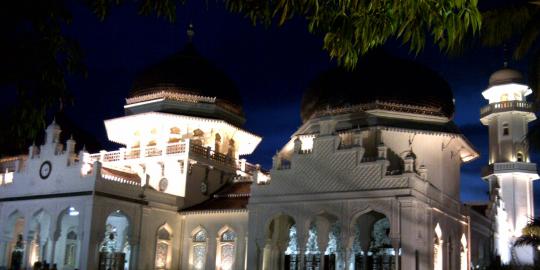 PAN: Bagaimana cara mengatur azan?