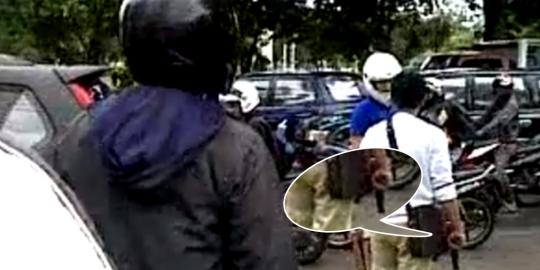 Kapten A ugal-ugalan karena ibunya sakit jantung
