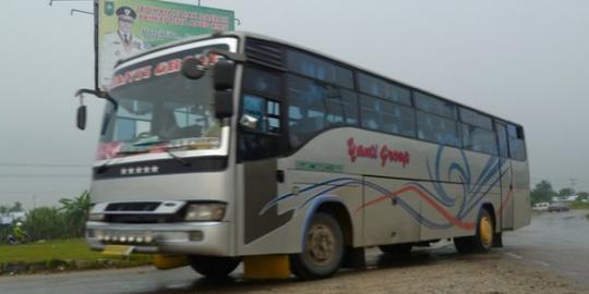 Jenazah 13 korban bus terbakar dibawa pulang