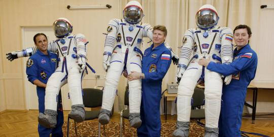 Astronot berlatih sebelum ke stasiun luar angkasa