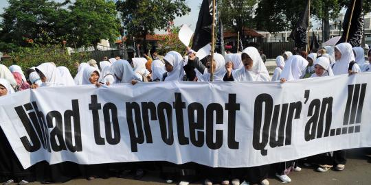 Demo pembakaran Al-Quran di Kedubes Amerika