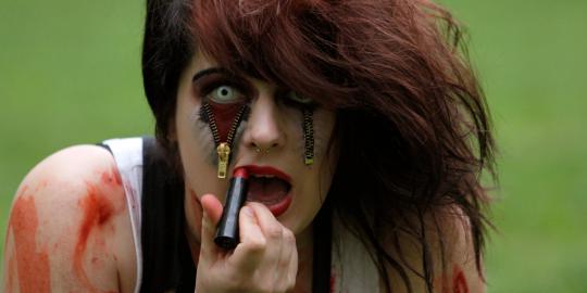 Festival ini penuh dengan Zombie