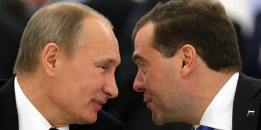 Dmitry Medvedev resmi jabat perdana menteri Rusia
