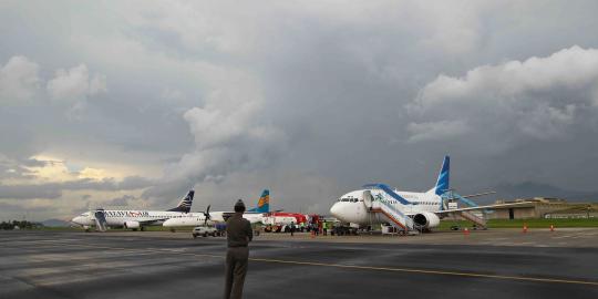 Angin kencang bahayakan penerbangan di Bandara Polonia