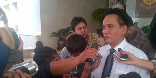 Yusril datangi Bareskrim tanyakan status Siti Fadilah