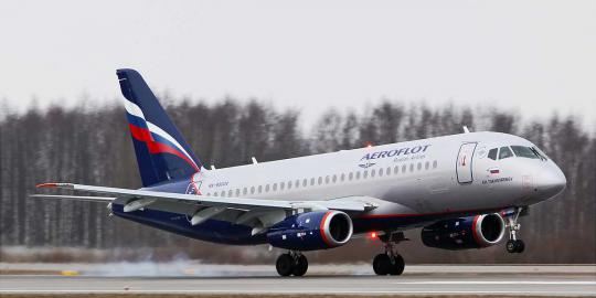 Sukhoi Superjet 100 hilang kontak saat turun ke 6.000 kaki