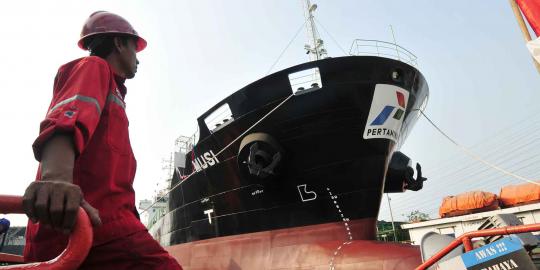 Kapal tanker pengangkut minyak Pertamina