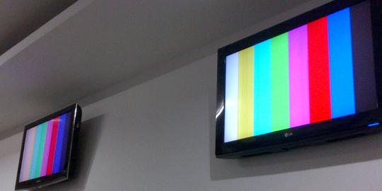 Genset terbakar, tayangan Trans TV & Trans7 mati