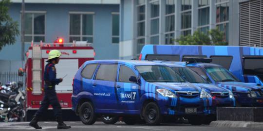 Genset Trans Corp di Mampang terbakar
