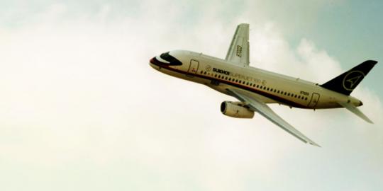 Pilot pesawat nahas, dipuji hingga ancaman bui
