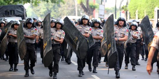 Gubernur Maluku minta polisi tindak tegas perusuh