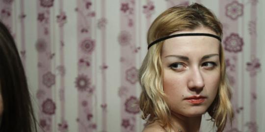 Feminis radikal Ukraina perjuangkan hak sambil buka aurat