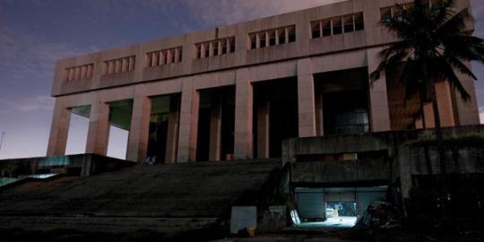  Manila Film Center, kisah 12 pekerja yang terkubur hidup-hidup