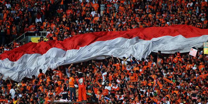 Fanatisme suporter sepak bola berujung maut | merdeka.com