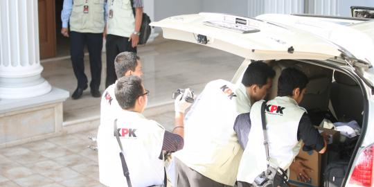 Arena Hambalang roboh, bukti proyek bermasalah