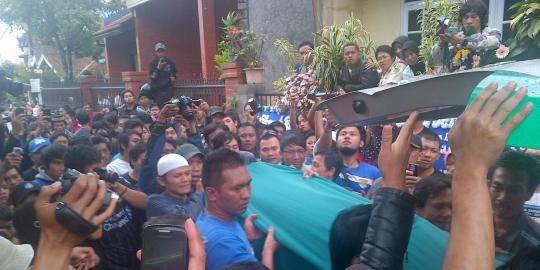Ratusan Bobotoh sambut jenazah Rangga